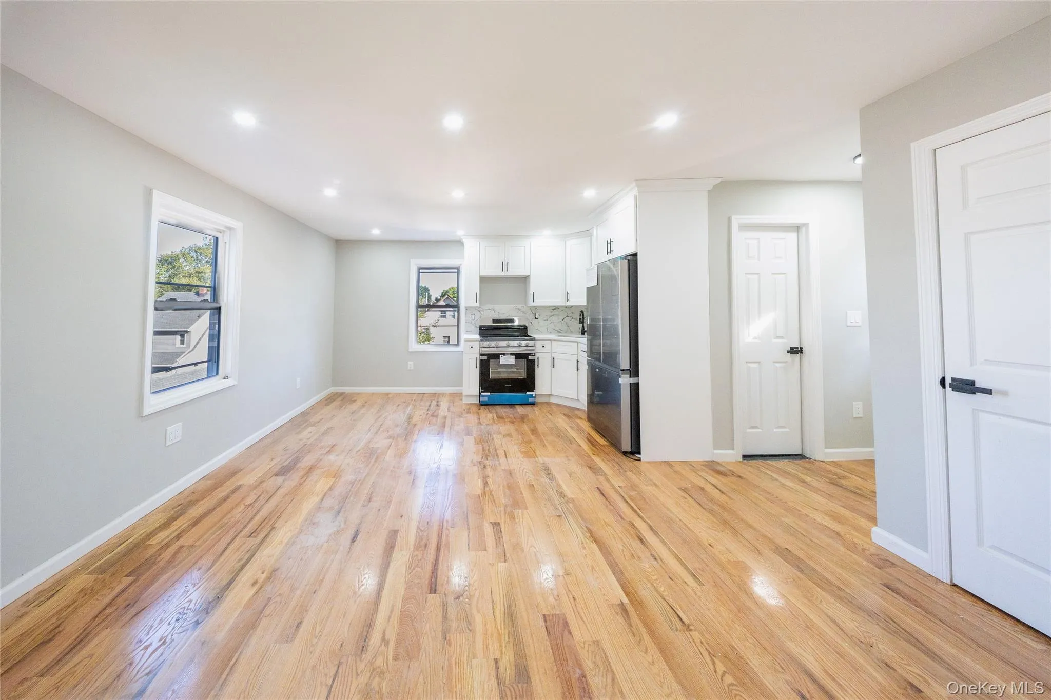 191-29 109th Road, New York, NY, 8 Bedrooms Bedrooms, 10 Rooms Rooms,6 BathroomsBathrooms,Residential,For Rent,109th,0,1043397 191-29 109th Road, New York, NY, 8 Bedrooms Bedrooms, 10 Rooms Rooms,6 BathroomsBathrooms,Residential,For Rent,109th,0,1043397
