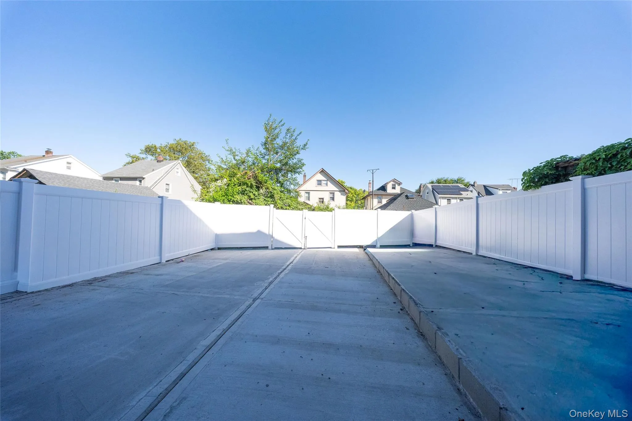 191-29 109th Road, New York, NY, 8 Bedrooms Bedrooms, 10 Rooms Rooms,6 BathroomsBathrooms,Residential,For Rent,109th,0,1043397 191-29 109th Road, New York, NY, 8 Bedrooms Bedrooms, 10 Rooms Rooms,6 BathroomsBathrooms,Residential,For Rent,109th,0,1043397