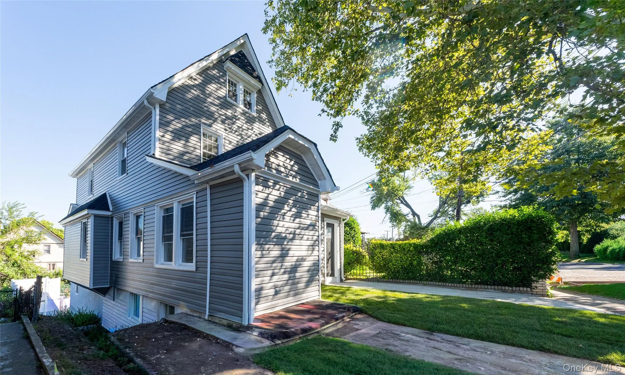 191-29 109th Road, New York, NY, 8 Bedrooms Bedrooms, 10 Rooms Rooms,6 BathroomsBathrooms,Residential,For Rent,109th,0,1043397 191-29 109th Road, New York, NY, 8 Bedrooms Bedrooms, 10 Rooms Rooms,6 BathroomsBathrooms,Residential,For Rent,109th,0,1043397