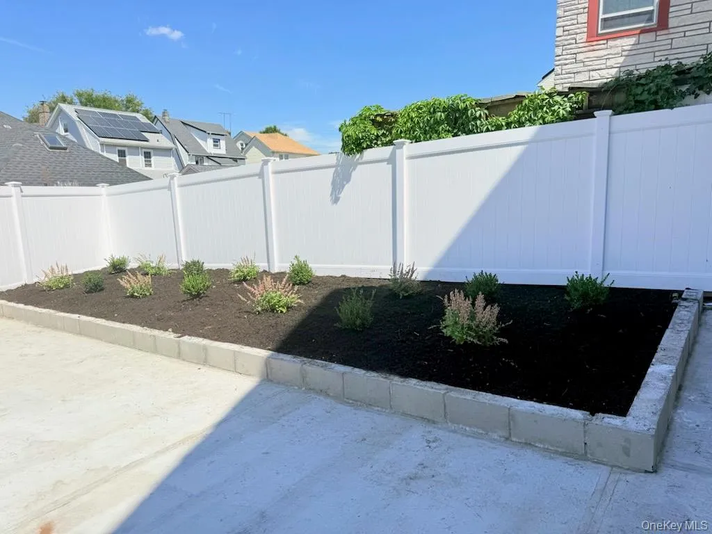 191-29 109th Road, New York, NY, 8 Bedrooms Bedrooms, 10 Rooms Rooms,6 BathroomsBathrooms,Residential,For Rent,109th,0,1043397 191-29 109th Road, New York, NY, 8 Bedrooms Bedrooms, 10 Rooms Rooms,6 BathroomsBathrooms,Residential,For Rent,109th,0,1043397