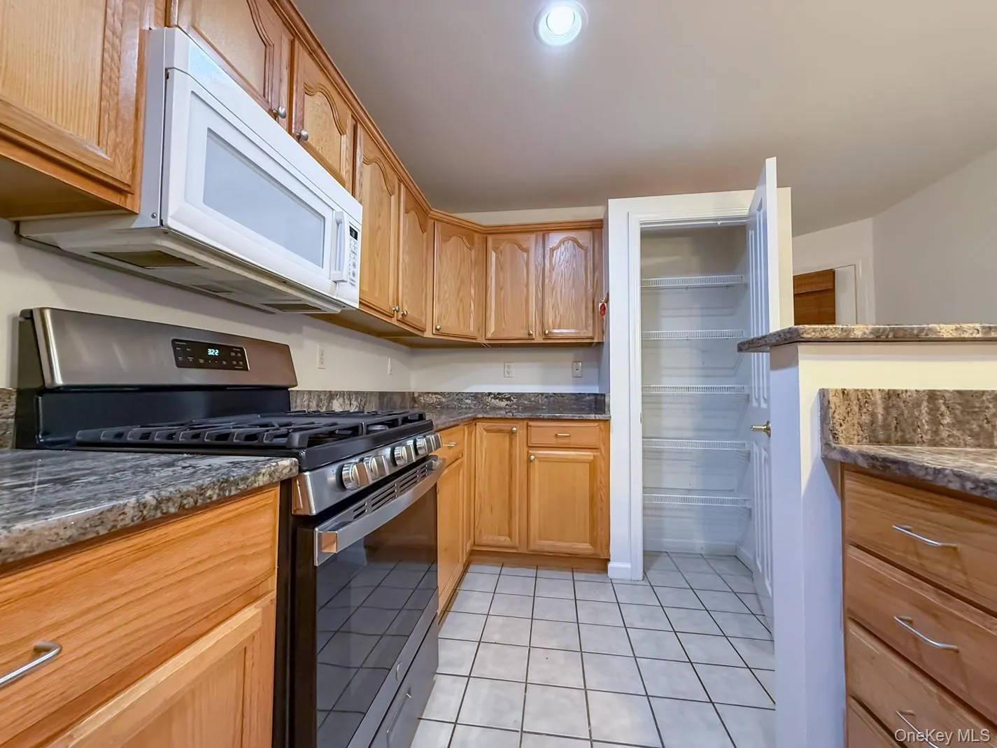 212 Viewpoint Terrace, Peekskill, NY, 2 Bedrooms Bedrooms, 5 Rooms Rooms,2 BathroomsBathrooms,Residential Lease,For Rent,Viewpoint,0,1043404 212 Viewpoint Terrace, Peekskill, NY, 2 Bedrooms Bedrooms, 5 Rooms Rooms,2 BathroomsBathrooms,Residential Lease,For Rent,Viewpoint,0,1043404