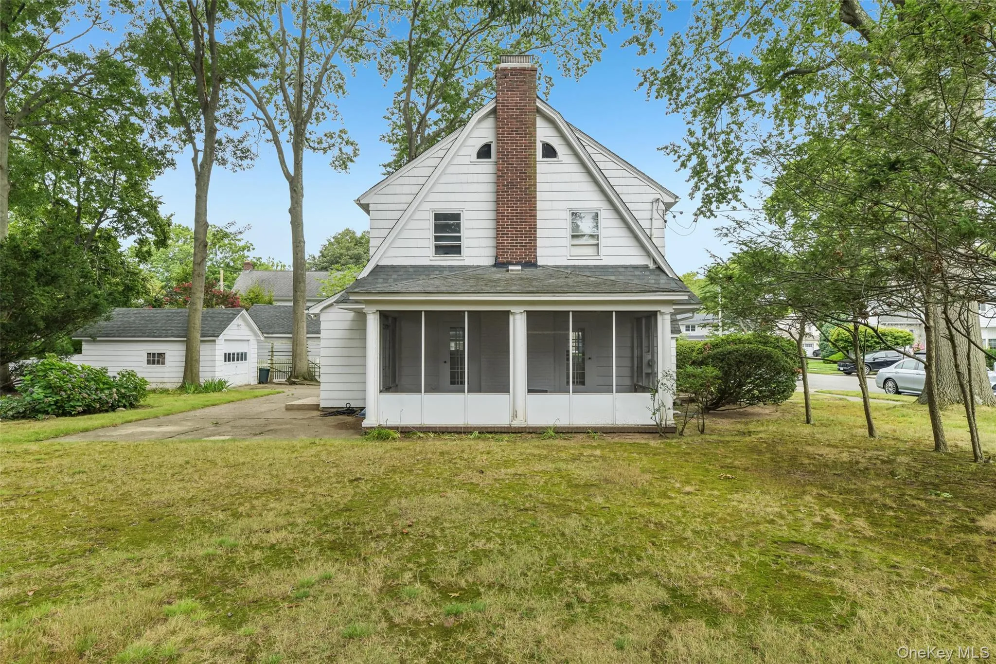 204 Auburn Street, North Hempstead, NY, 3 Bedrooms Bedrooms, 7 Rooms Rooms,1 BathroomBathrooms,Residential,For Rent,Auburn,0,1043406 204 Auburn Street, North Hempstead, NY, 3 Bedrooms Bedrooms, 7 Rooms Rooms,1 BathroomBathrooms,Residential,For Rent,Auburn,0,1043406