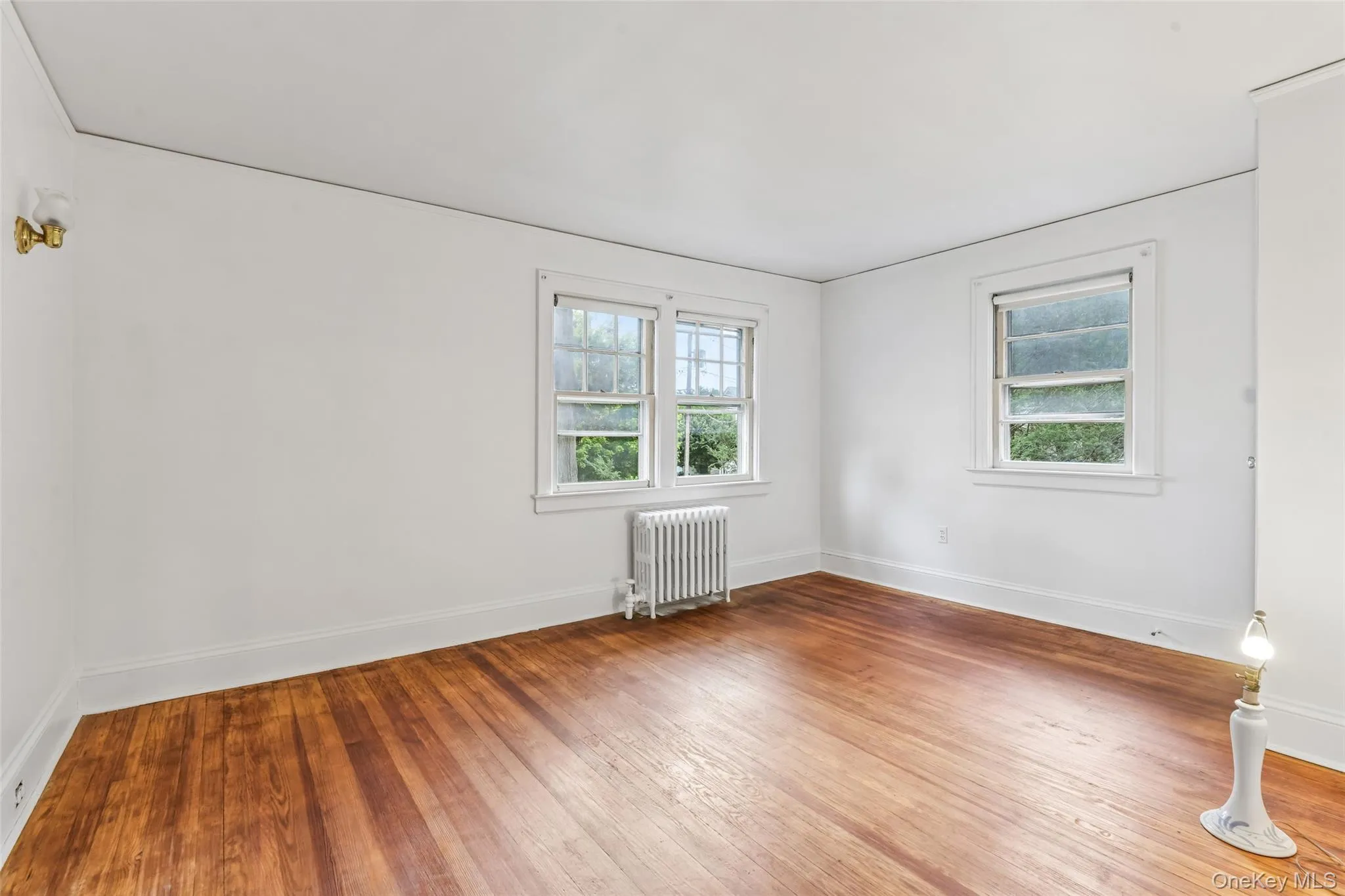 204 Auburn Street, North Hempstead, NY, 3 Bedrooms Bedrooms, 7 Rooms Rooms,1 BathroomBathrooms,Residential,For Rent,Auburn,0,1043406 204 Auburn Street, North Hempstead, NY, 3 Bedrooms Bedrooms, 7 Rooms Rooms,1 BathroomBathrooms,Residential,For Rent,Auburn,0,1043406