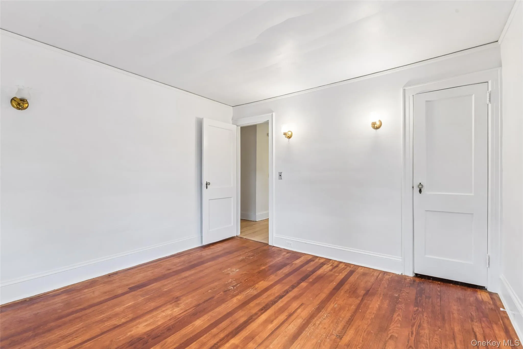 204 Auburn Street, North Hempstead, NY, 3 Bedrooms Bedrooms, 7 Rooms Rooms,1 BathroomBathrooms,Residential,For Rent,Auburn,0,1043406 204 Auburn Street, North Hempstead, NY, 3 Bedrooms Bedrooms, 7 Rooms Rooms,1 BathroomBathrooms,Residential,For Rent,Auburn,0,1043406
