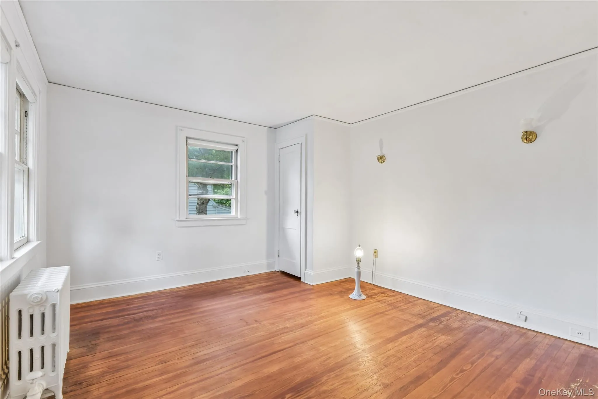 204 Auburn Street, North Hempstead, NY, 3 Bedrooms Bedrooms, 7 Rooms Rooms,1 BathroomBathrooms,Residential,For Rent,Auburn,0,1043406 204 Auburn Street, North Hempstead, NY, 3 Bedrooms Bedrooms, 7 Rooms Rooms,1 BathroomBathrooms,Residential,For Rent,Auburn,0,1043406