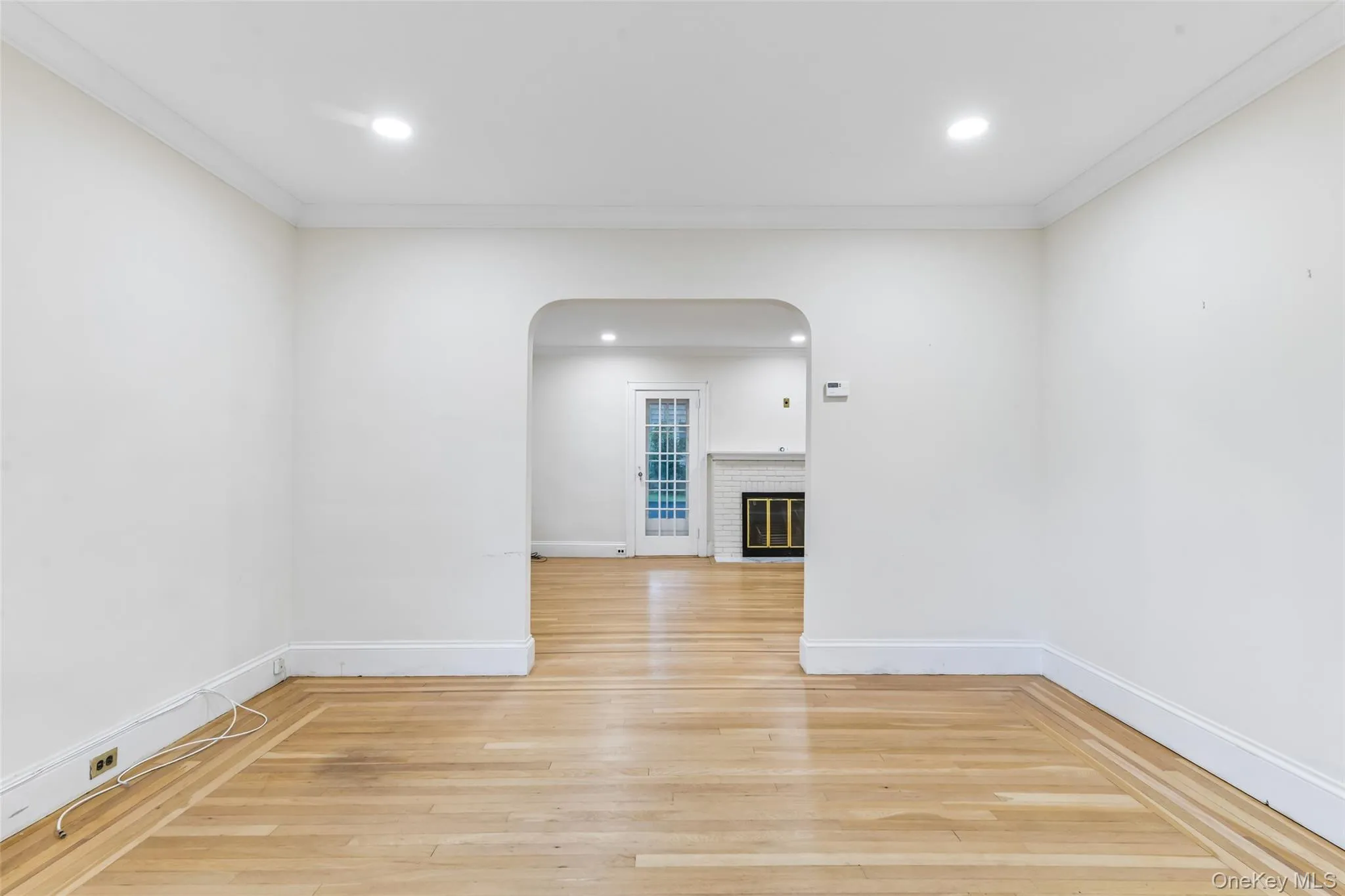 204 Auburn Street, North Hempstead, NY, 3 Bedrooms Bedrooms, 7 Rooms Rooms,1 BathroomBathrooms,Residential,For Rent,Auburn,0,1043406 204 Auburn Street, North Hempstead, NY, 3 Bedrooms Bedrooms, 7 Rooms Rooms,1 BathroomBathrooms,Residential,For Rent,Auburn,0,1043406