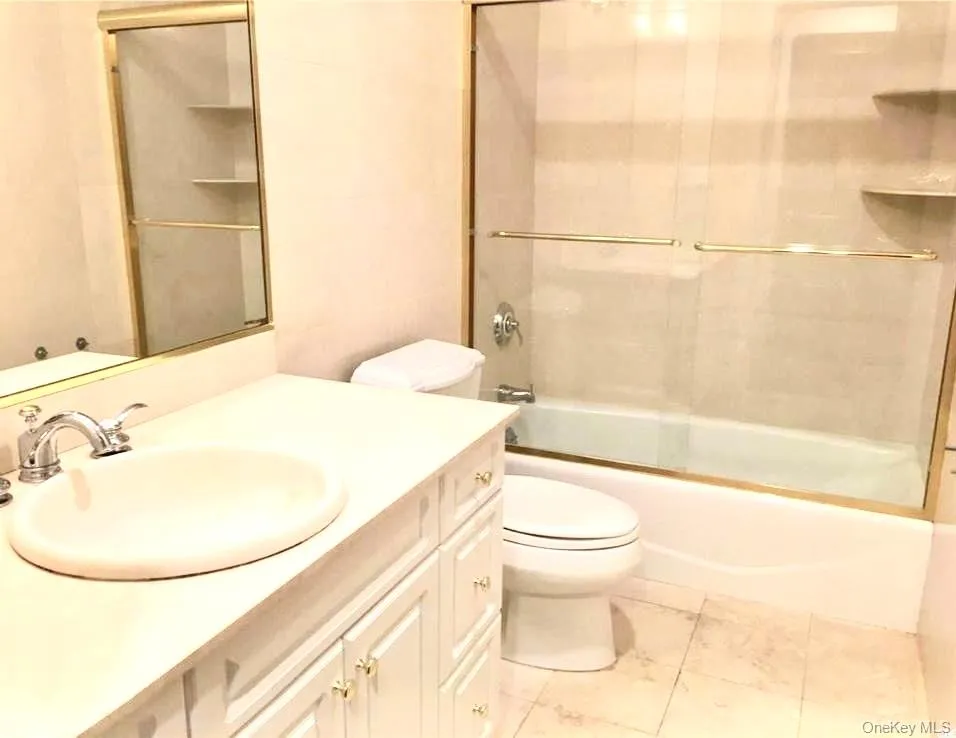 171 Great Neck, North Hempstead, NY, 2 Bedrooms Bedrooms, 6 Rooms Rooms,2 BathroomsBathrooms,Residential Lease,For Rent,Great Neck,0,1043411 171 Great Neck, North Hempstead, NY, 2 Bedrooms Bedrooms, 6 Rooms Rooms,2 BathroomsBathrooms,Residential Lease,For Rent,Great Neck,0,1043411