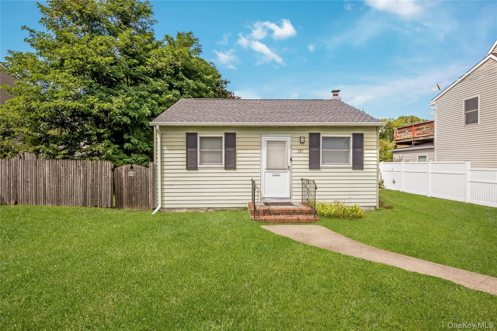 297 16th Street, Babylon, NY, 2 Bedrooms Bedrooms, 4 Rooms Rooms,1 BathroomBathrooms,Residential,For Rent,16th,0,1043414 297 16th Street, Babylon, NY, 2 Bedrooms Bedrooms, 4 Rooms Rooms,1 BathroomBathrooms,Residential,For Rent,16th,0,1043414