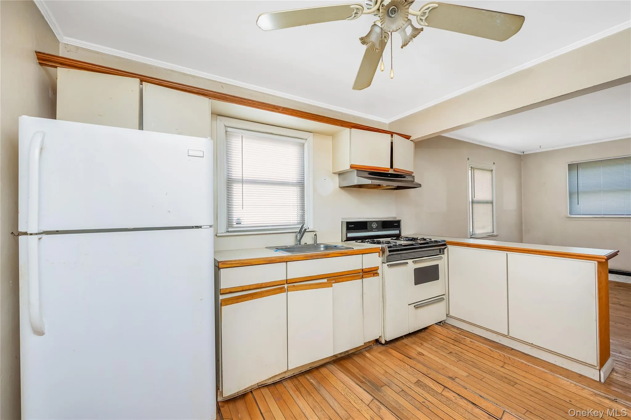 297 16th Street, Babylon, NY, 2 Bedrooms Bedrooms, 4 Rooms Rooms,1 BathroomBathrooms,Residential,For Rent,16th,0,1043414 297 16th Street, Babylon, NY, 2 Bedrooms Bedrooms, 4 Rooms Rooms,1 BathroomBathrooms,Residential,For Rent,16th,0,1043414