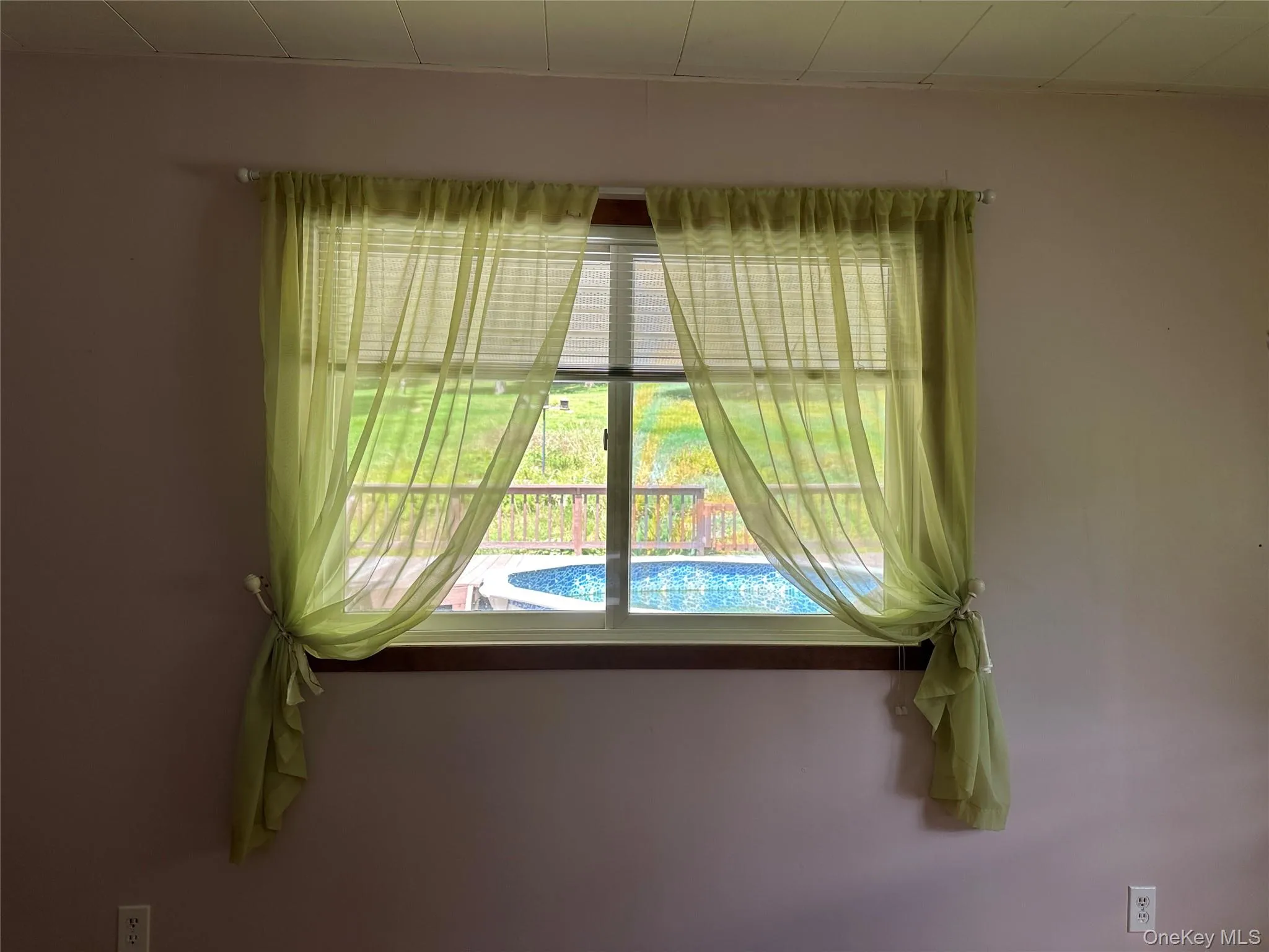 979 De Bruce Road, Rockland, NY, 2 Bedrooms Bedrooms, 5 Rooms Rooms,1 BathroomBathrooms,Residential,For Rent,De Bruce,0,1043419 979 De Bruce Road, Rockland, NY, 2 Bedrooms Bedrooms, 5 Rooms Rooms,1 BathroomBathrooms,Residential,For Rent,De Bruce,0,1043419