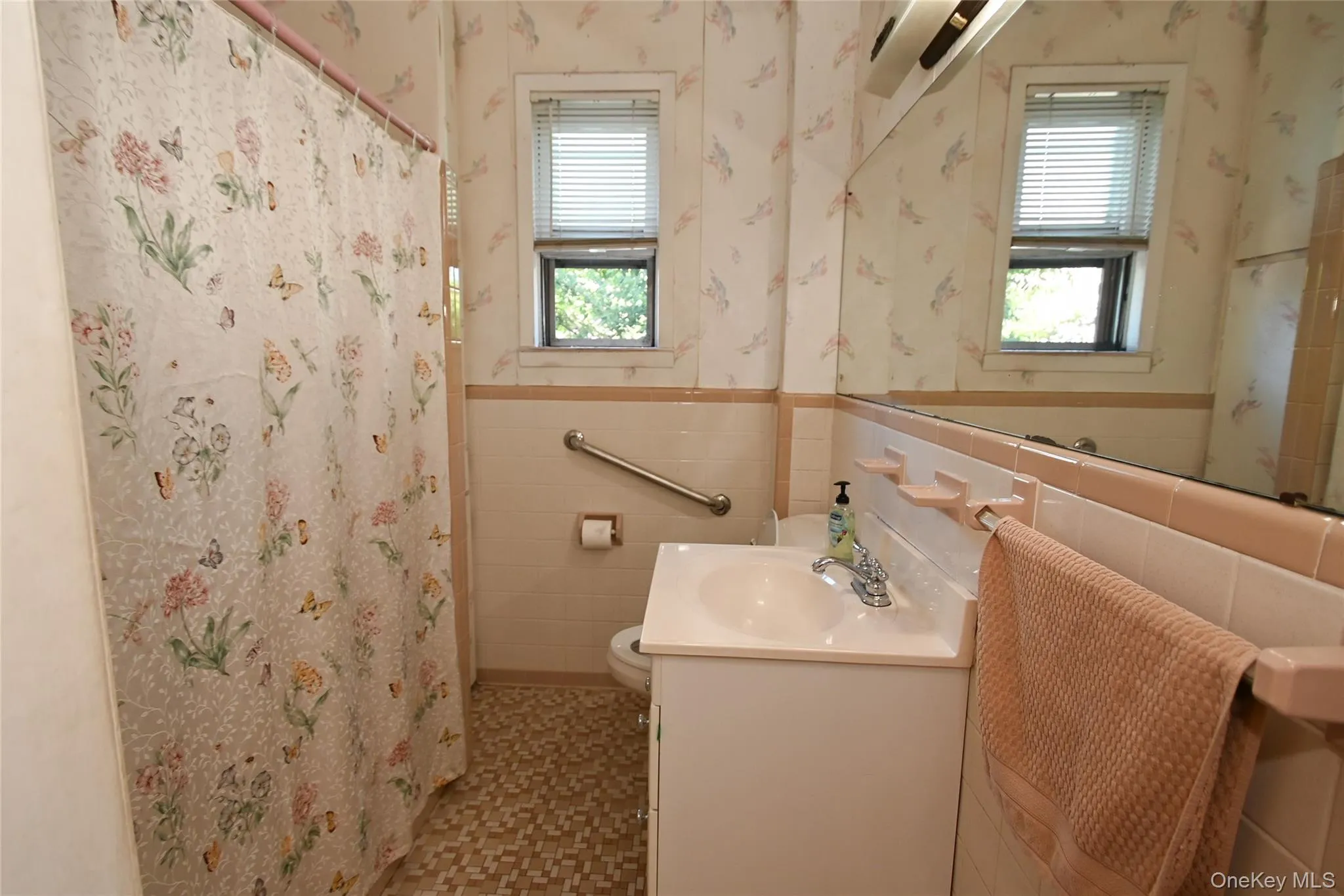 1313 126th Street, New York, NY, 3 Bedrooms Bedrooms, 7 Rooms Rooms,1 BathroomBathrooms,Residential,For Rent,126th,0,1043426 1313 126th Street, New York, NY, 3 Bedrooms Bedrooms, 7 Rooms Rooms,1 BathroomBathrooms,Residential,For Rent,126th,0,1043426