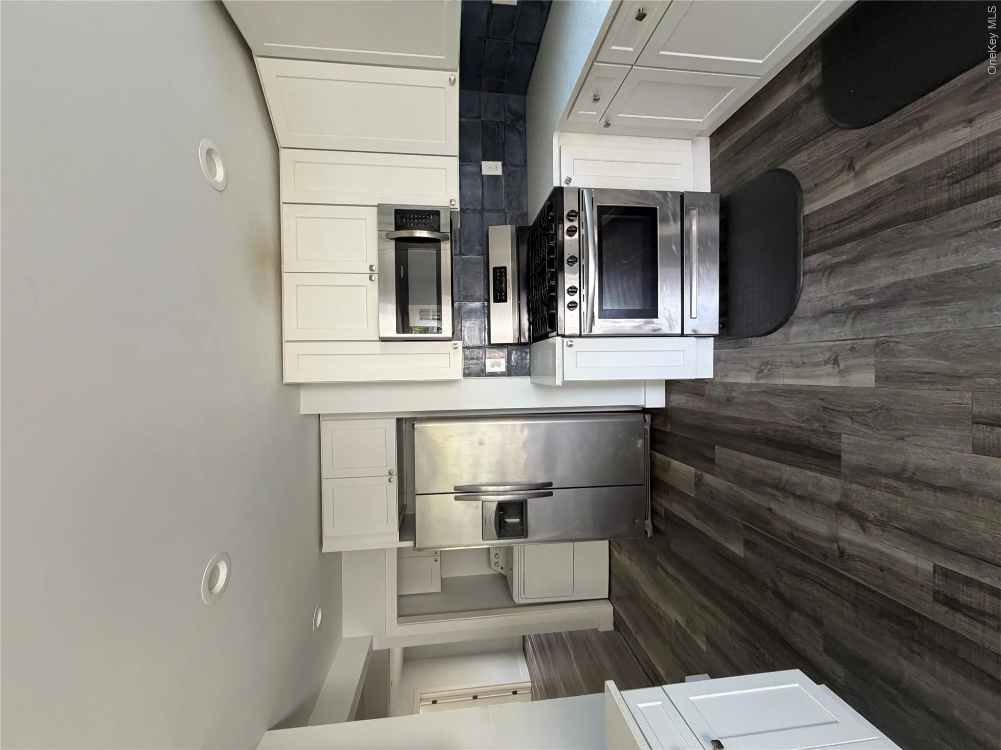 91 River Avenue, Brookhaven, NY, 3 Bedroom Bedrooms, 4 Room Rooms,1 BathroomBathrooms,Residential Lease,For Rent,River,0,1043425 91 River Avenue, Brookhaven, NY, 3 Bedroom Bedrooms, 4 Room Rooms,1 BathroomBathrooms,Residential Lease,For Rent,River,0,1043425