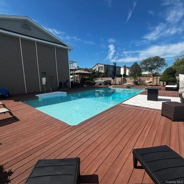 70 Gateway Drive, Babylon, NY, 5 Bedrooms Bedrooms, 11 Rooms Rooms,3 BathroomsBathrooms,Residential,For Rent,Gateway,0,1043427 70 Gateway Drive, Babylon, NY, 5 Bedrooms Bedrooms, 11 Rooms Rooms,3 BathroomsBathrooms,Residential,For Rent,Gateway,0,1043427