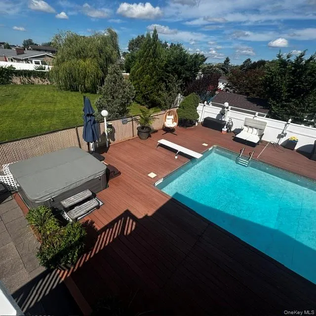 70 Gateway Drive, Babylon, NY, 5 Bedrooms Bedrooms, 11 Rooms Rooms,3 BathroomsBathrooms,Residential,For Rent,Gateway,0,1043427 70 Gateway Drive, Babylon, NY, 5 Bedrooms Bedrooms, 11 Rooms Rooms,3 BathroomsBathrooms,Residential,For Rent,Gateway,0,1043427