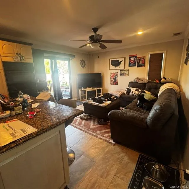 70 Gateway Drive, Babylon, NY, 5 Bedrooms Bedrooms, 11 Rooms Rooms,3 BathroomsBathrooms,Residential,For Rent,Gateway,0,1043427 70 Gateway Drive, Babylon, NY, 5 Bedrooms Bedrooms, 11 Rooms Rooms,3 BathroomsBathrooms,Residential,For Rent,Gateway,0,1043427