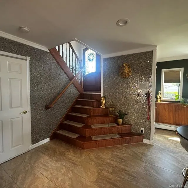 70 Gateway Drive, Babylon, NY, 5 Bedrooms Bedrooms, 11 Rooms Rooms,3 BathroomsBathrooms,Residential,For Rent,Gateway,0,1043427 70 Gateway Drive, Babylon, NY, 5 Bedrooms Bedrooms, 11 Rooms Rooms,3 BathroomsBathrooms,Residential,For Rent,Gateway,0,1043427