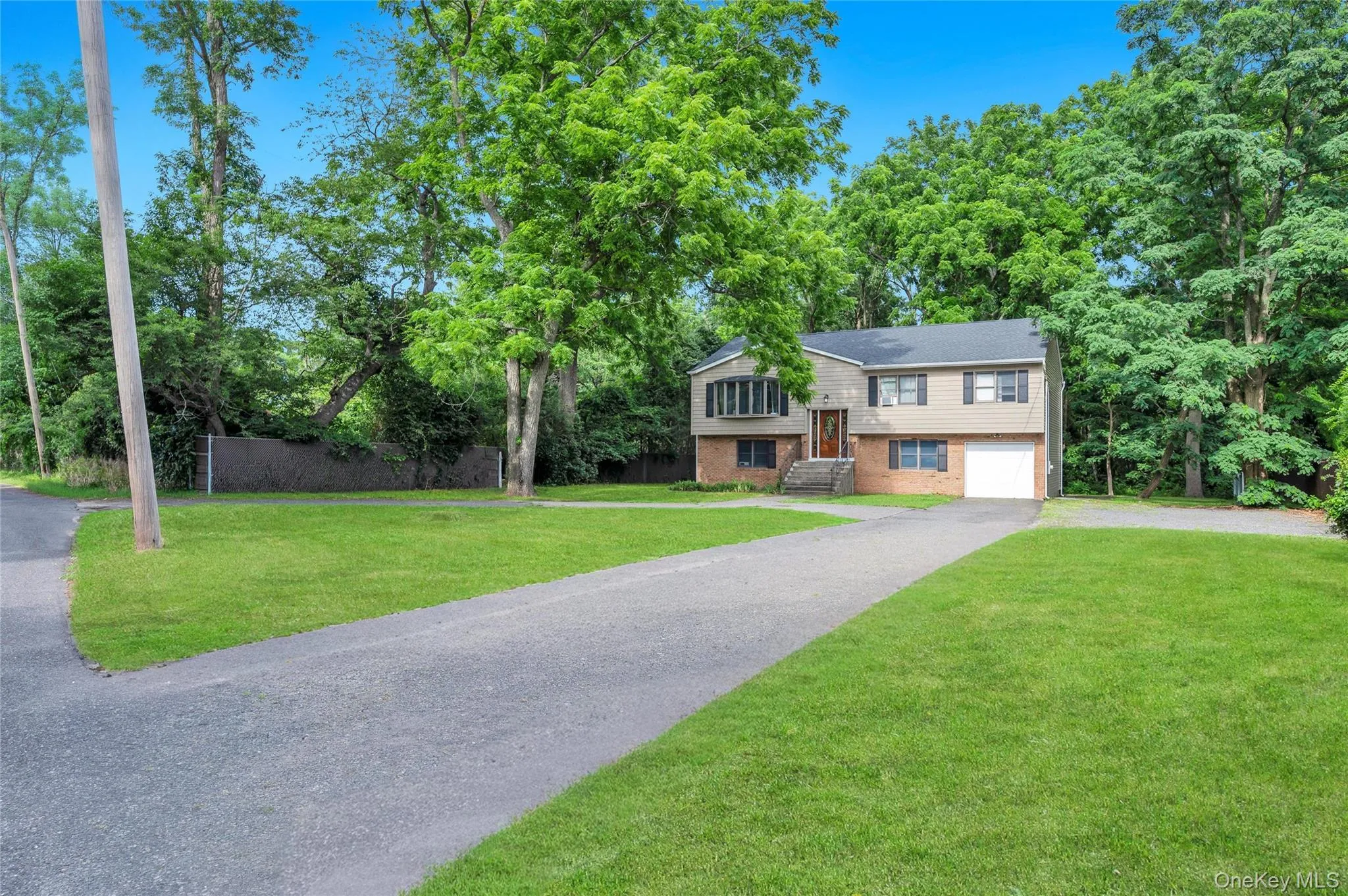 87 Holbrook Road, Brookhaven, NY, 6 Bedrooms Bedrooms, 10 Rooms Rooms,3 BathroomsBathrooms,Residential,For Rent,Holbrook,0,1043433 87 Holbrook Road, Brookhaven, NY, 6 Bedrooms Bedrooms, 10 Rooms Rooms,3 BathroomsBathrooms,Residential,For Rent,Holbrook,0,1043433