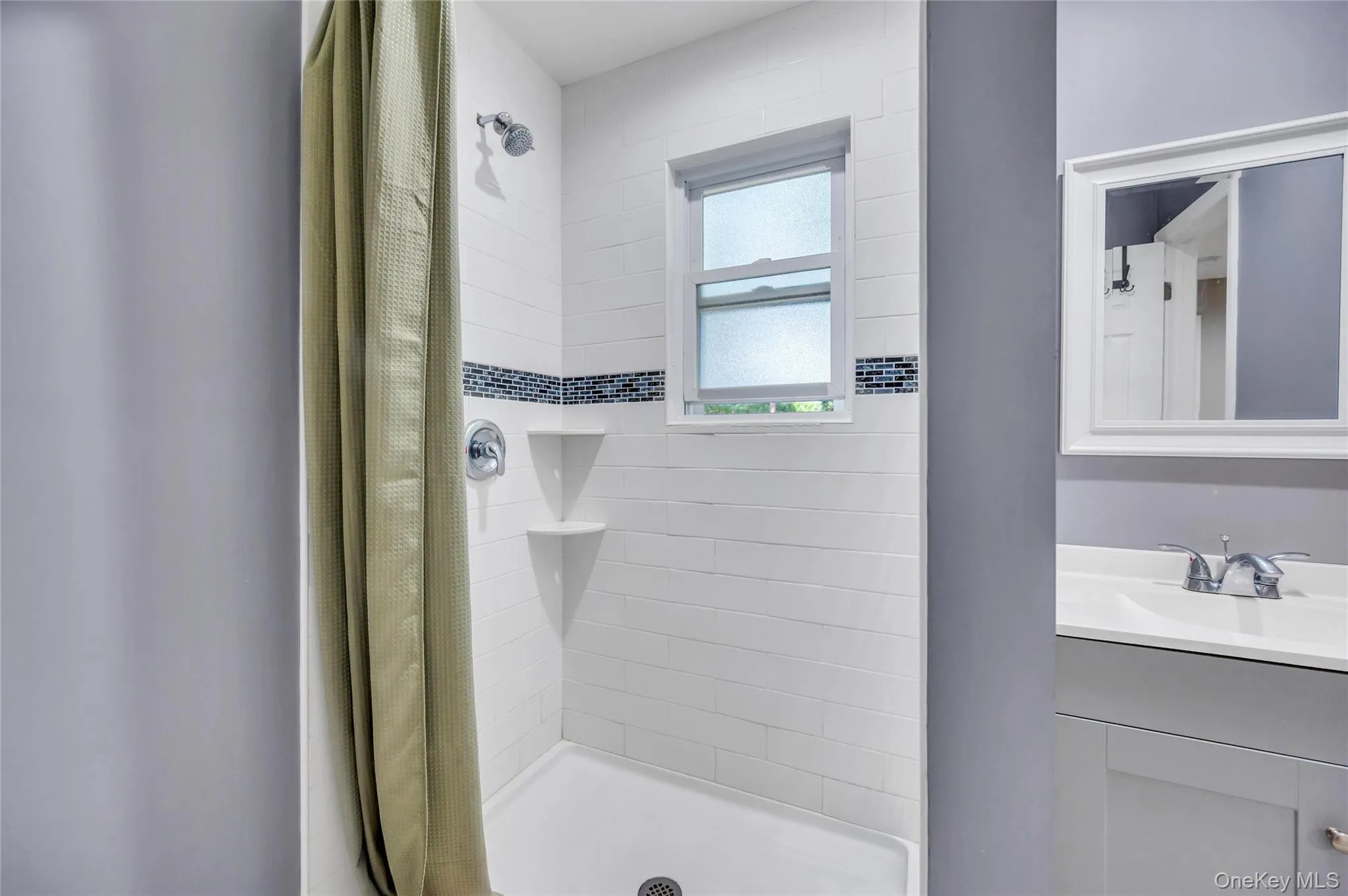 87 Holbrook Road, Brookhaven, NY, 6 Bedrooms Bedrooms, 10 Rooms Rooms,3 BathroomsBathrooms,Residential,For Rent,Holbrook,0,1043433 87 Holbrook Road, Brookhaven, NY, 6 Bedrooms Bedrooms, 10 Rooms Rooms,3 BathroomsBathrooms,Residential,For Rent,Holbrook,0,1043433