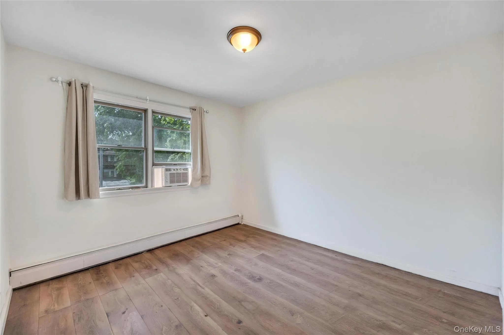 87 Holbrook Road, Brookhaven, NY, 6 Bedrooms Bedrooms, 10 Rooms Rooms,3 BathroomsBathrooms,Residential,For Rent,Holbrook,0,1043433 87 Holbrook Road, Brookhaven, NY, 6 Bedrooms Bedrooms, 10 Rooms Rooms,3 BathroomsBathrooms,Residential,For Rent,Holbrook,0,1043433