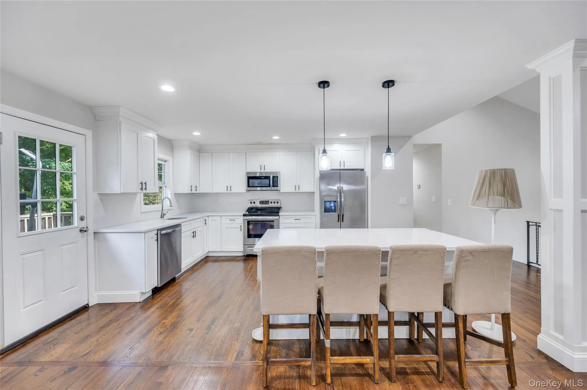 87 Holbrook Road, Brookhaven, NY, 6 Bedrooms Bedrooms, 10 Rooms Rooms,3 BathroomsBathrooms,Residential,For Rent,Holbrook,0,1043433 87 Holbrook Road, Brookhaven, NY, 6 Bedrooms Bedrooms, 10 Rooms Rooms,3 BathroomsBathrooms,Residential,For Rent,Holbrook,0,1043433