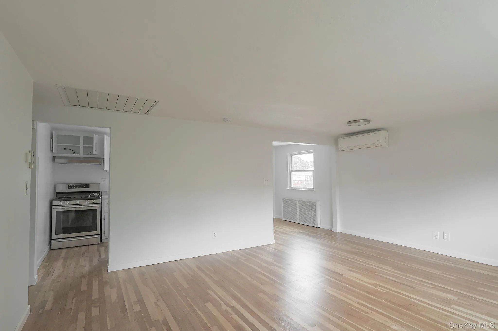 59 Wood Street, Hempstead, NY, 2 Bedrooms Bedrooms, 3 Rooms Rooms,1 BathroomBathrooms,Residential Lease,For Rent,Wood,0,1043436 59 Wood Street, Hempstead, NY, 2 Bedrooms Bedrooms, 3 Rooms Rooms,1 BathroomBathrooms,Residential Lease,For Rent,Wood,0,1043436