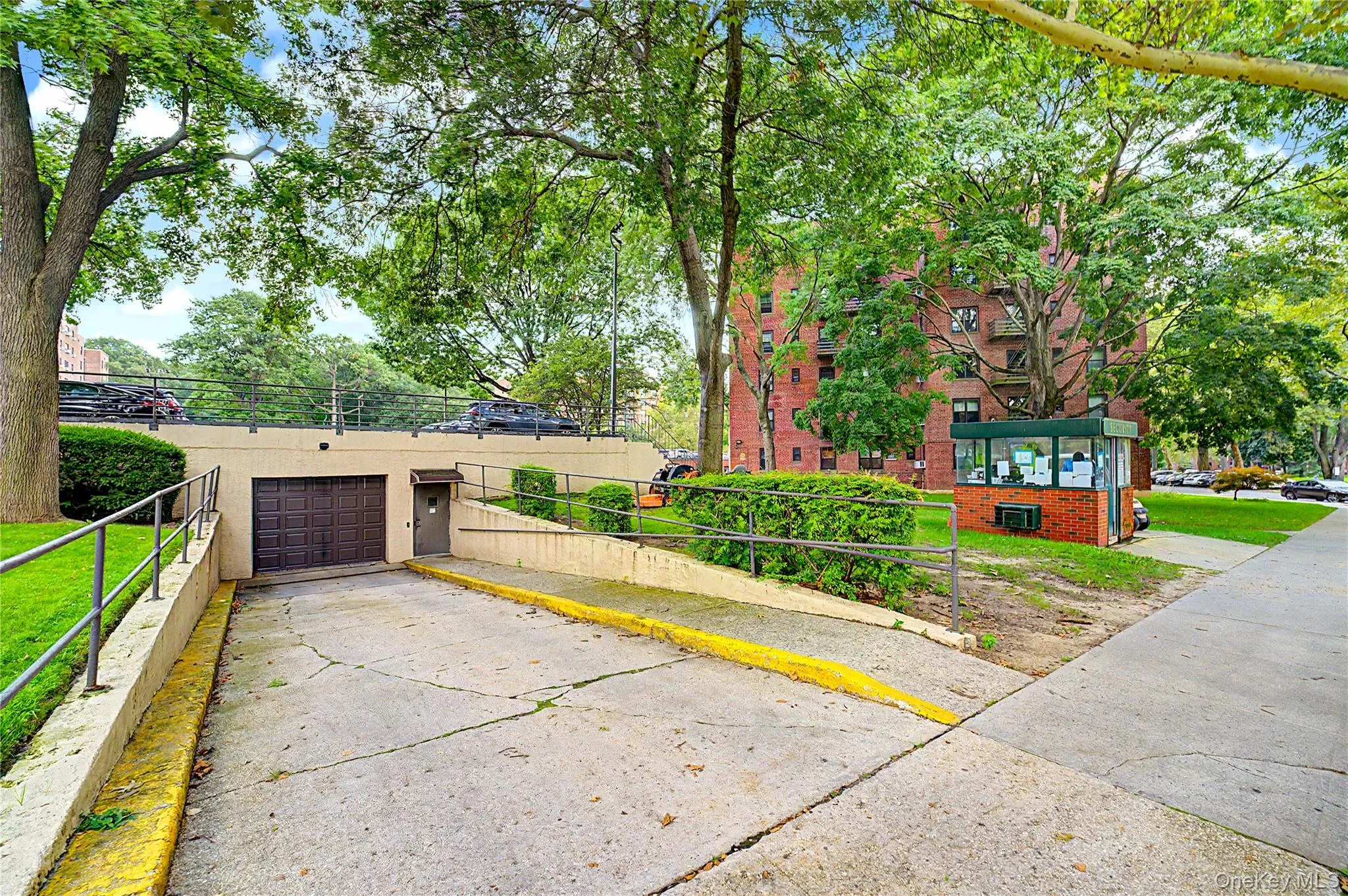 75-08 Bell Boulevard, New York, NY, 1 Bedroom Bedrooms, 3 Rooms Rooms,1 BathroomBathrooms,Residential,For Rent,Bell,0,1043437 75-08 Bell Boulevard, New York, NY, 1 Bedroom Bedrooms, 3 Rooms Rooms,1 BathroomBathrooms,Residential,For Rent,Bell,0,1043437