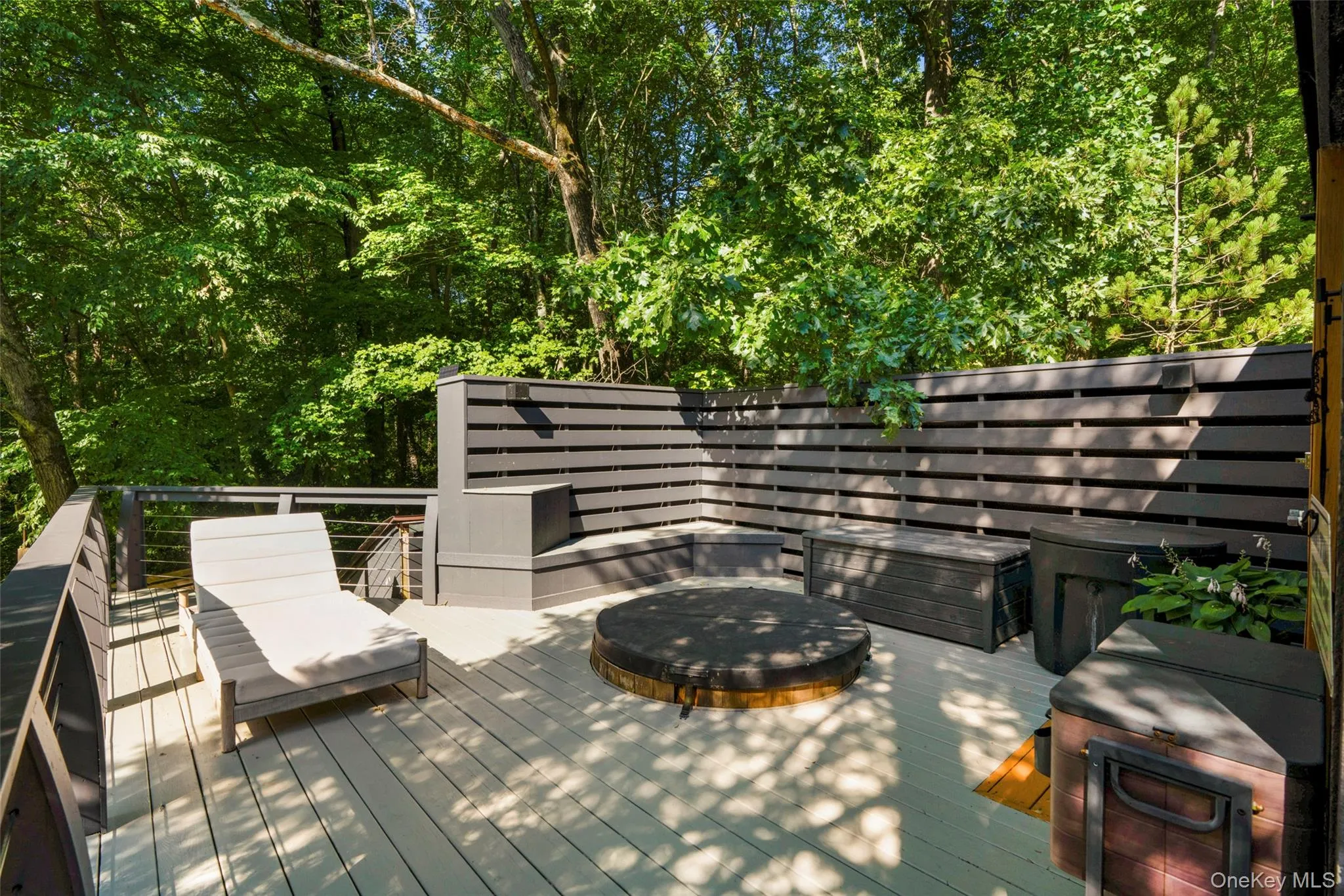 Sunken jacuzzi Sunken jacuzzi