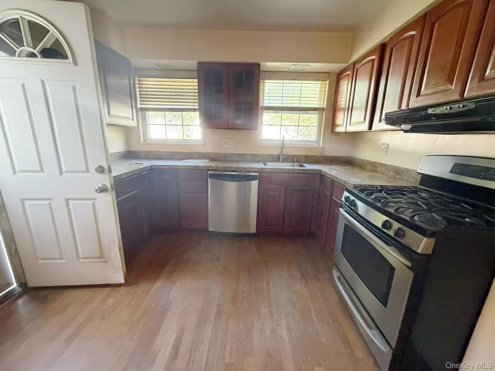 68 Woodbine Road, North Hempstead, NY, 4 Bedrooms Bedrooms, 8 Rooms Rooms,2 BathroomsBathrooms,Residential,For Rent,Woodbine,0,1043443 68 Woodbine Road, North Hempstead, NY, 4 Bedrooms Bedrooms, 8 Rooms Rooms,2 BathroomsBathrooms,Residential,For Rent,Woodbine,0,1043443