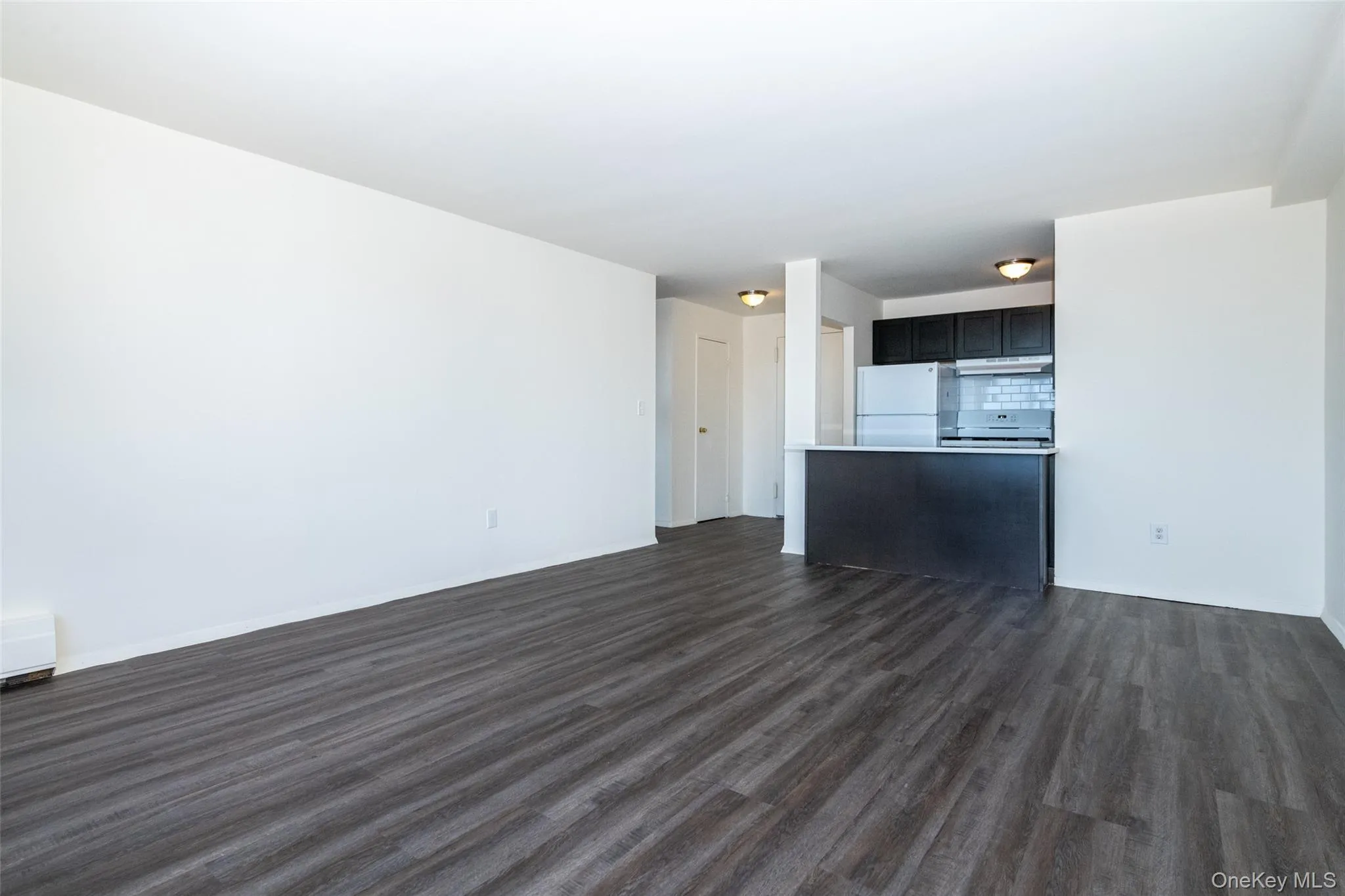 7 Lake Street, White Plains, NY, 1 Bedroom Bedrooms, 4 Rooms Rooms,1 BathroomBathrooms,Residential Lease,For Rent,Lake,0,1043444 7 Lake Street, White Plains, NY, 1 Bedroom Bedrooms, 4 Rooms Rooms,1 BathroomBathrooms,Residential Lease,For Rent,Lake,0,1043444