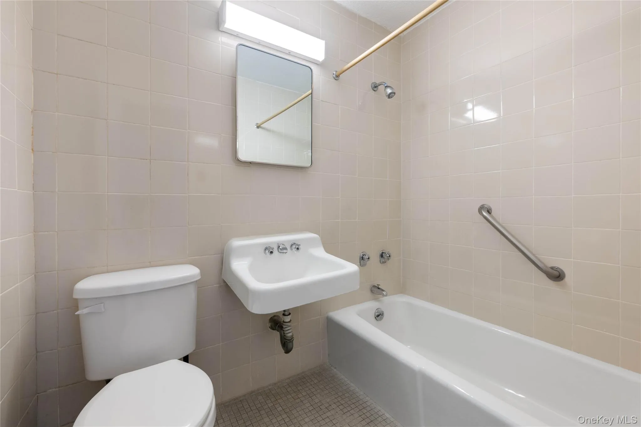 2550 Olinville Avenue, New York, NY, 1 Bedroom Bedrooms, 3 Rooms Rooms,1 BathroomBathrooms,Residential,For Rent,Olinville,0,1043452 2550 Olinville Avenue, New York, NY, 1 Bedroom Bedrooms, 3 Rooms Rooms,1 BathroomBathrooms,Residential,For Rent,Olinville,0,1043452