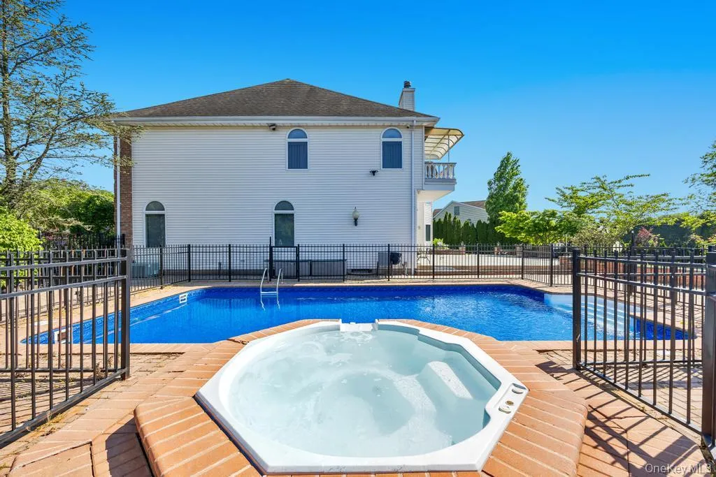 2 Old Bridge Court, Huntington, NY, 6 Bedrooms Bedrooms, 12 Rooms Rooms,5 BathroomsBathrooms,Residential,For Rent,Old Bridge,0,1043455 2 Old Bridge Court, Huntington, NY, 6 Bedrooms Bedrooms, 12 Rooms Rooms,5 BathroomsBathrooms,Residential,For Rent,Old Bridge,0,1043455