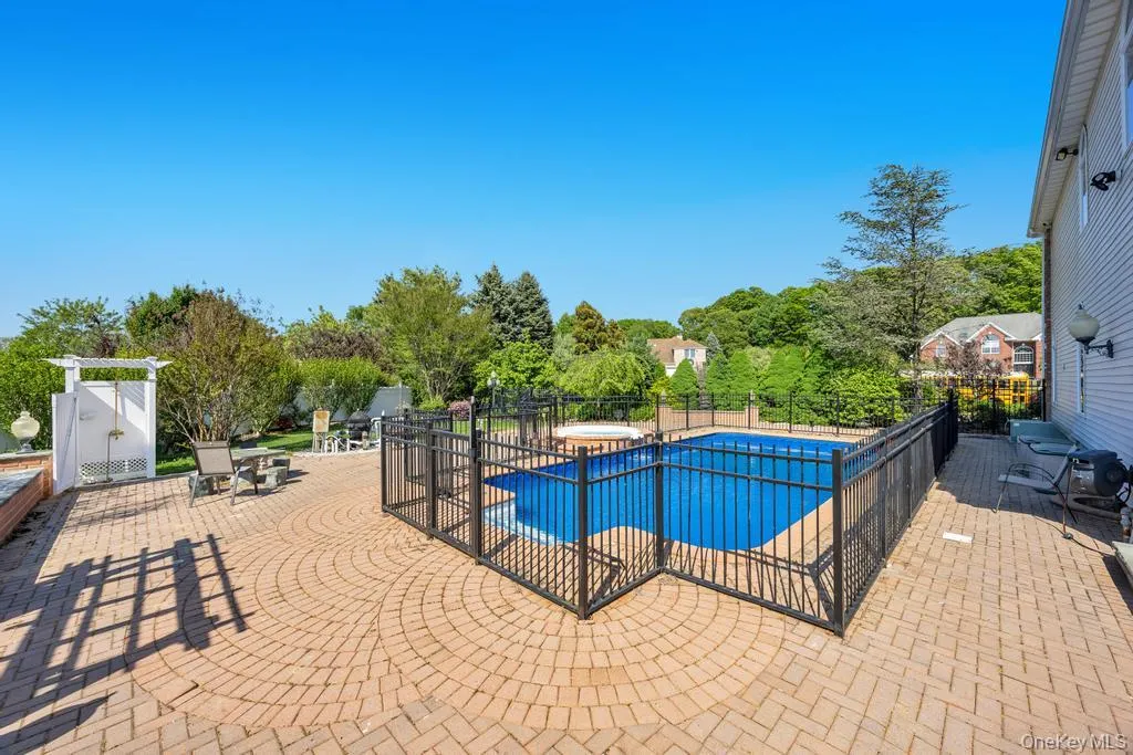 2 Old Bridge Court, Huntington, NY, 6 Bedrooms Bedrooms, 12 Rooms Rooms,5 BathroomsBathrooms,Residential,For Rent,Old Bridge,0,1043455 2 Old Bridge Court, Huntington, NY, 6 Bedrooms Bedrooms, 12 Rooms Rooms,5 BathroomsBathrooms,Residential,For Rent,Old Bridge,0,1043455