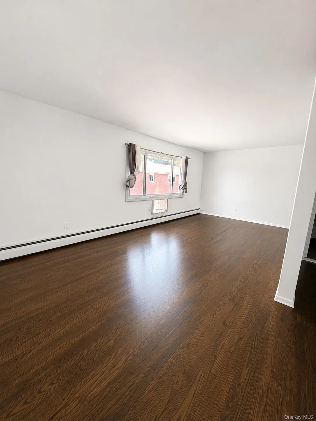 633 Wellwood Avenue, Babylon, NY, 1 Bedroom Bedrooms, 4 Room Rooms,1 BathroomBathrooms,Residential Lease,For Rent,Wellwood,0,1043458 633 Wellwood Avenue, Babylon, NY, 1 Bedroom Bedrooms, 4 Room Rooms,1 BathroomBathrooms,Residential Lease,For Rent,Wellwood,0,1043458