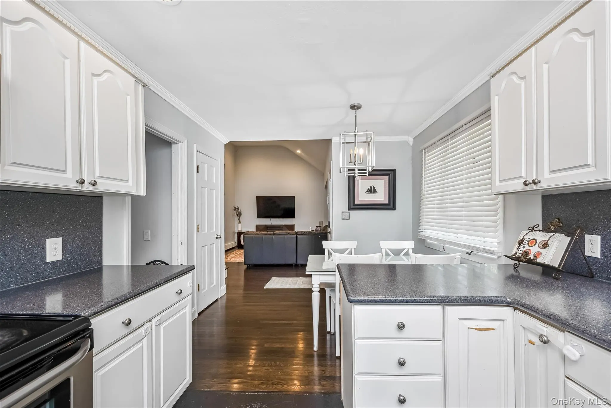6 Sybil Place, Smithtown, NY, 3 Bedrooms Bedrooms, 6 Rooms Rooms,1 BathroomBathrooms,Residential,For Rent,Sybil,0,1043462 6 Sybil Place, Smithtown, NY, 3 Bedrooms Bedrooms, 6 Rooms Rooms,1 BathroomBathrooms,Residential,For Rent,Sybil,0,1043462
