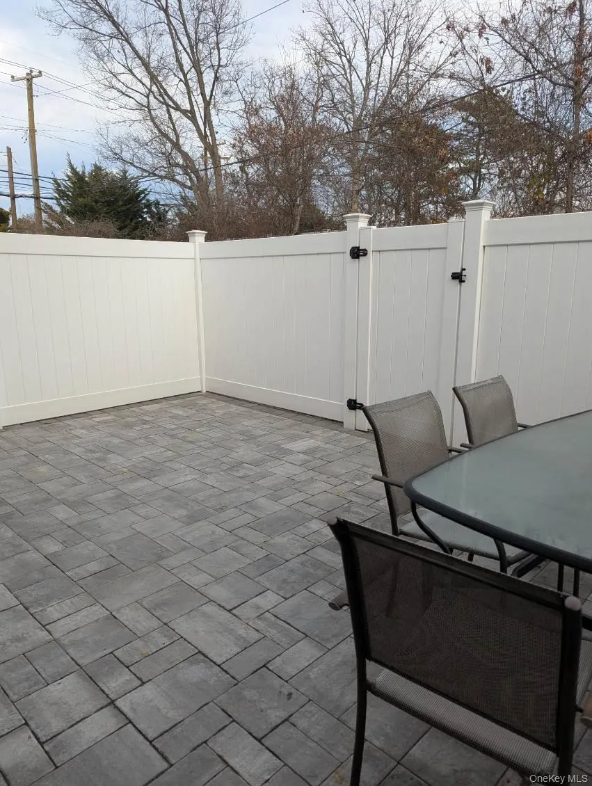 Large paver brick private yard all Fence in! Large paver brick private yard all Fence in!