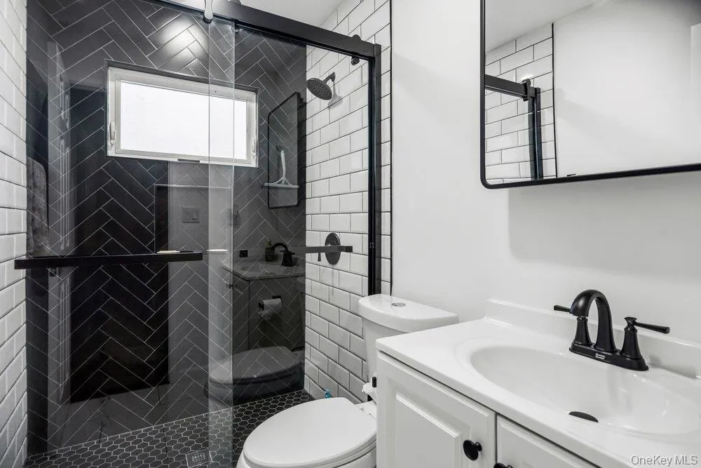 18 Huron Street, Brookhaven, NY, 3 Bedrooms Bedrooms, 8 Rooms Rooms,2 BathroomsBathrooms,Residential,For Rent,Huron,0,1043472 18 Huron Street, Brookhaven, NY, 3 Bedrooms Bedrooms, 8 Rooms Rooms,2 BathroomsBathrooms,Residential,For Rent,Huron,0,1043472