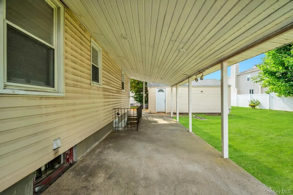 15 Farm Lane, Oyster Bay, NY, 4 Bedrooms Bedrooms, 7 Rooms Rooms,3 BathroomsBathrooms,Residential,For Rent,Farm,0,1043474 15 Farm Lane, Oyster Bay, NY, 4 Bedrooms Bedrooms, 7 Rooms Rooms,3 BathroomsBathrooms,Residential,For Rent,Farm,0,1043474