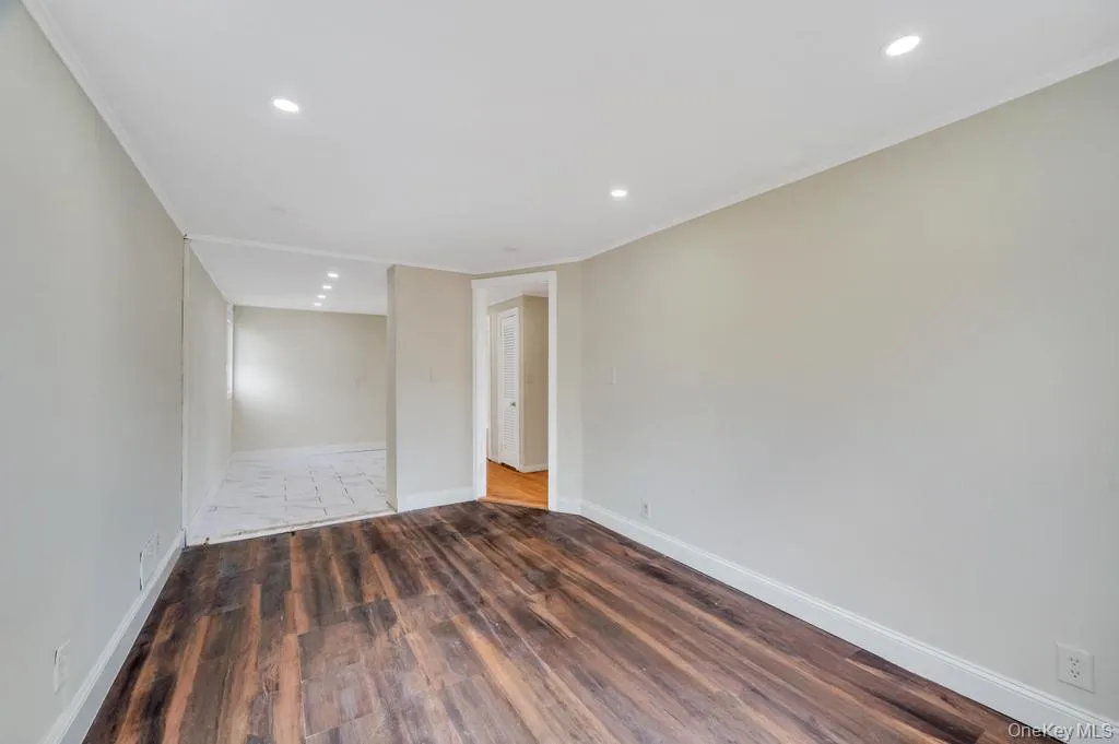15 Farm Lane, Oyster Bay, NY, 4 Bedrooms Bedrooms, 7 Rooms Rooms,3 BathroomsBathrooms,Residential,For Rent,Farm,0,1043474 15 Farm Lane, Oyster Bay, NY, 4 Bedrooms Bedrooms, 7 Rooms Rooms,3 BathroomsBathrooms,Residential,For Rent,Farm,0,1043474