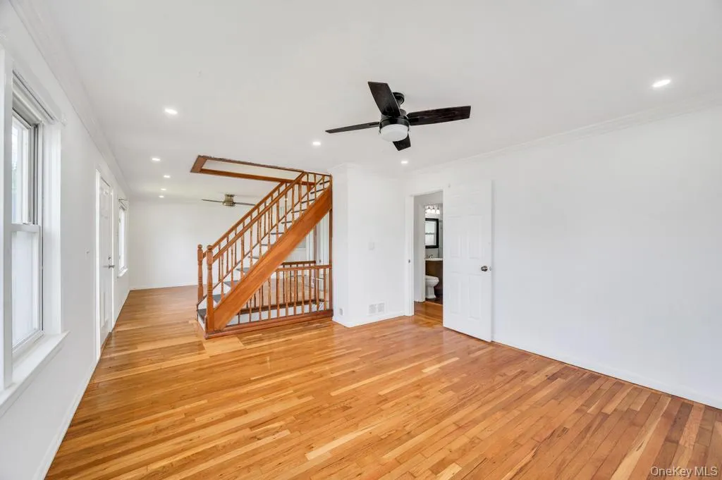 15 Farm Lane, Oyster Bay, NY, 4 Bedrooms Bedrooms, 7 Rooms Rooms,3 BathroomsBathrooms,Residential,For Rent,Farm,0,1043474 15 Farm Lane, Oyster Bay, NY, 4 Bedrooms Bedrooms, 7 Rooms Rooms,3 BathroomsBathrooms,Residential,For Rent,Farm,0,1043474