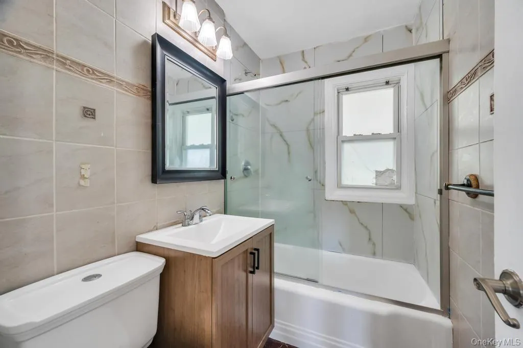 15 Farm Lane, Oyster Bay, NY, 4 Bedrooms Bedrooms, 7 Rooms Rooms,3 BathroomsBathrooms,Residential,For Rent,Farm,0,1043474 15 Farm Lane, Oyster Bay, NY, 4 Bedrooms Bedrooms, 7 Rooms Rooms,3 BathroomsBathrooms,Residential,For Rent,Farm,0,1043474