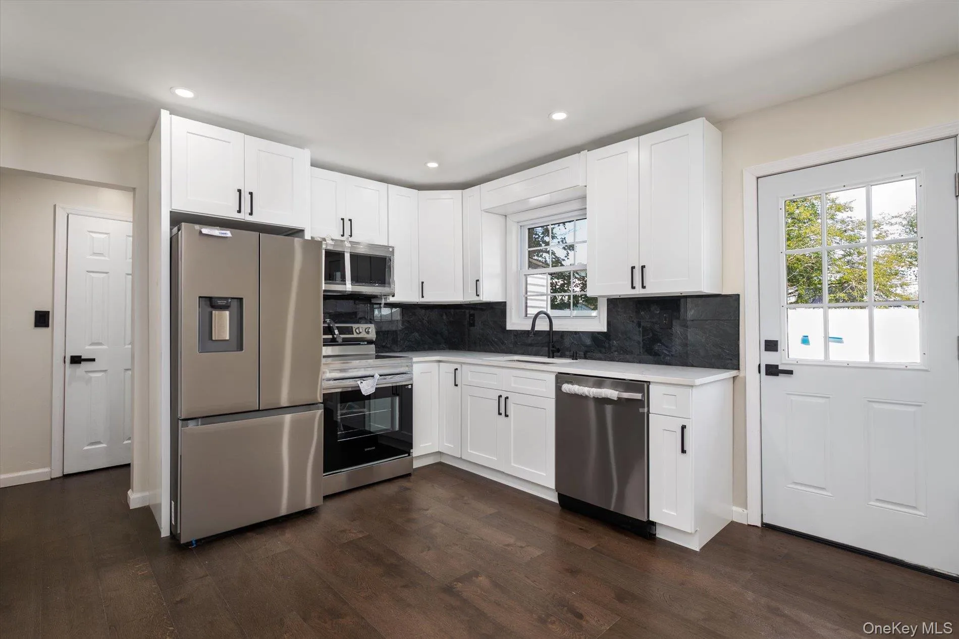 91 30th Street, Babylon, NY, 5 Bedrooms Bedrooms, 8 Rooms Rooms,2 BathroomsBathrooms,Residential,For Rent,30th,0,1043484 91 30th Street, Babylon, NY, 5 Bedrooms Bedrooms, 8 Rooms Rooms,2 BathroomsBathrooms,Residential,For Rent,30th,0,1043484