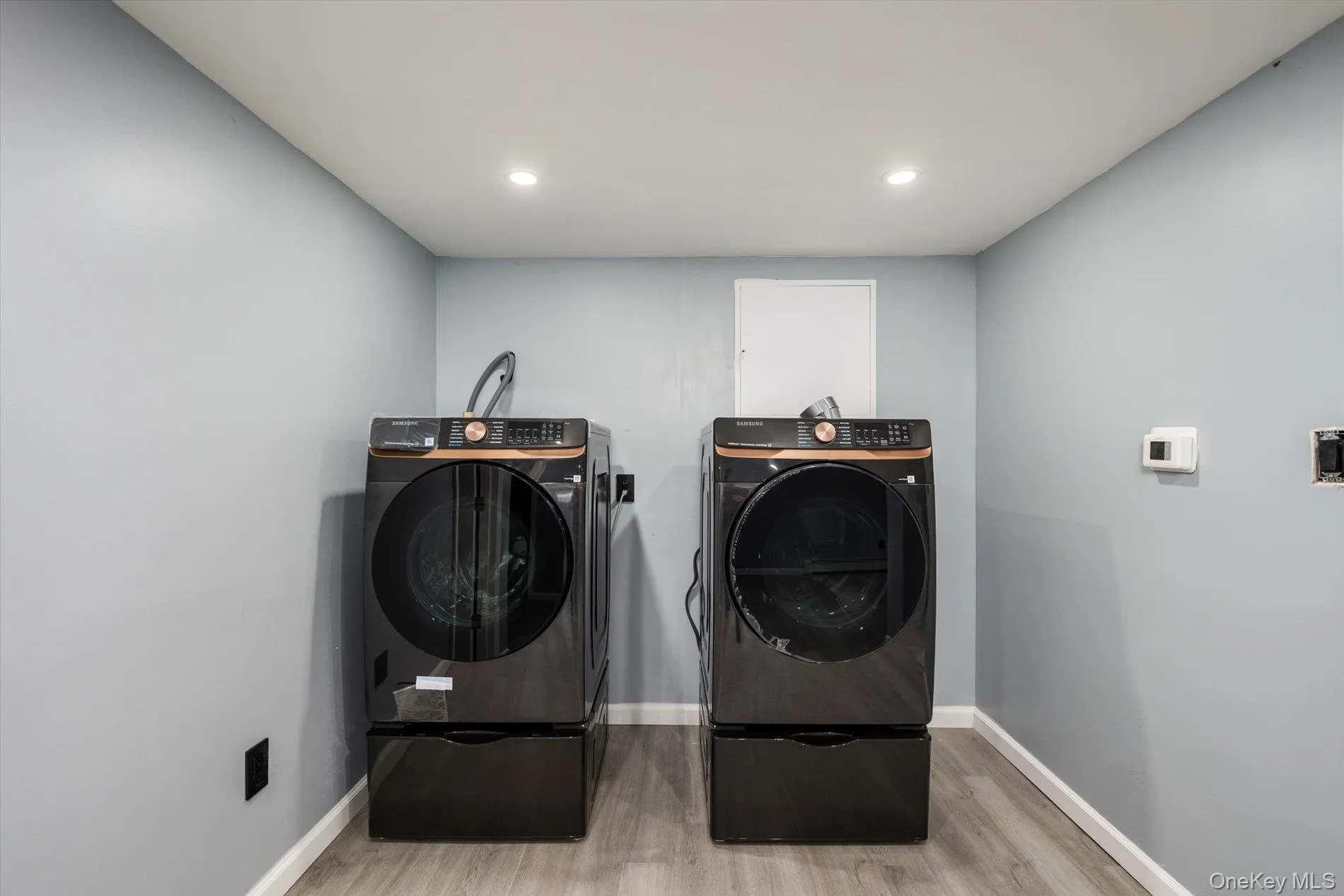 91 30th Street, Babylon, NY, 5 Bedrooms Bedrooms, 8 Rooms Rooms,2 BathroomsBathrooms,Residential,For Rent,30th,0,1043484 91 30th Street, Babylon, NY, 5 Bedrooms Bedrooms, 8 Rooms Rooms,2 BathroomsBathrooms,Residential,For Rent,30th,0,1043484