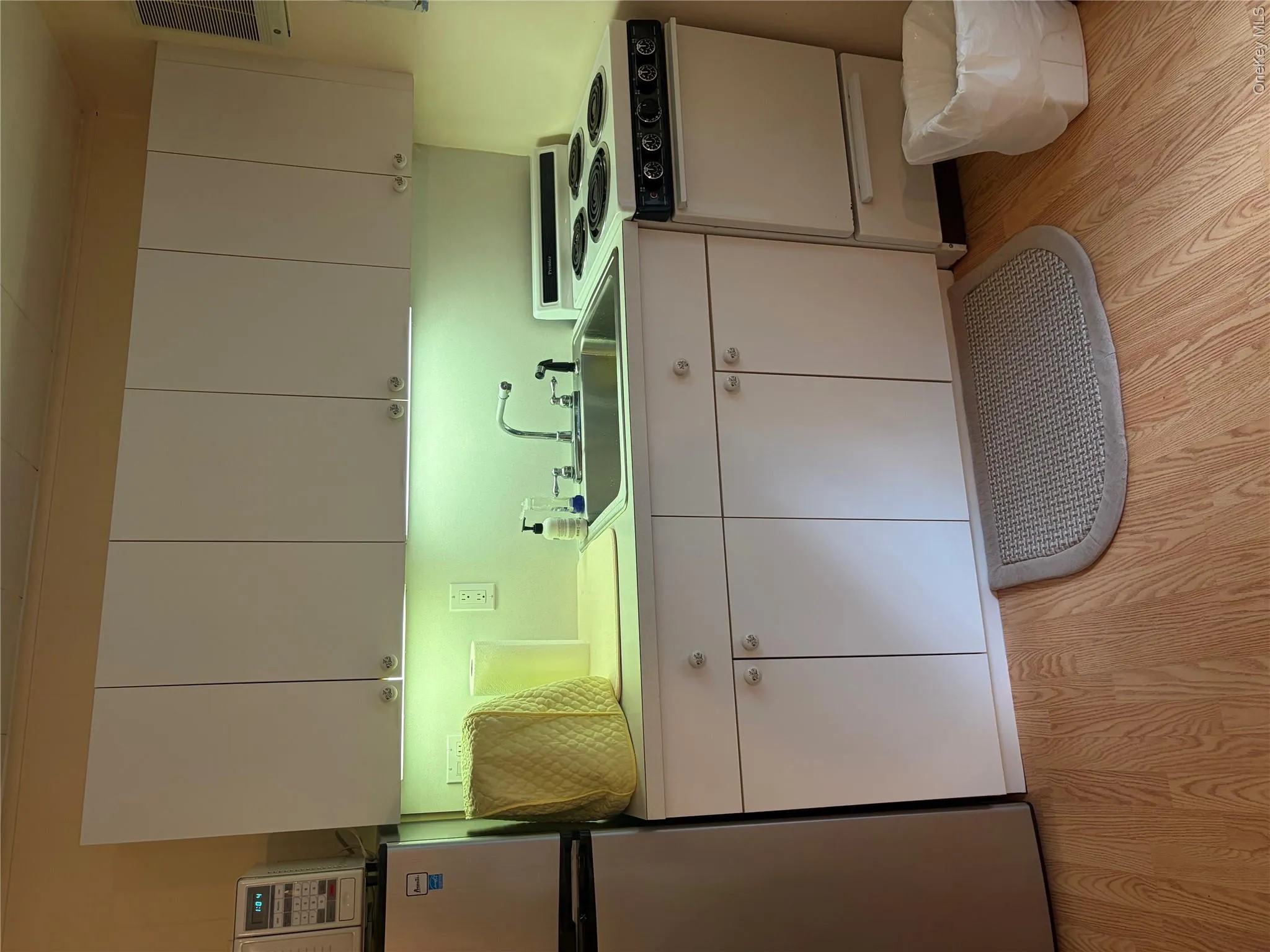90 Springville Road Unit Unit 10, Southampton, New York 11946