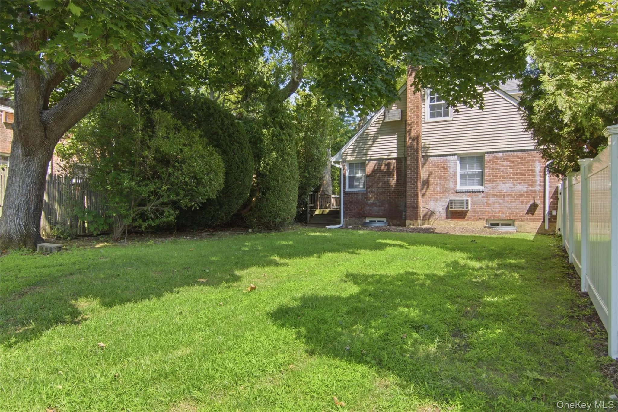 3 Cromwell Road, North Hempstead, NY, 4 Bedrooms Bedrooms, 8 Rooms Rooms,2 BathroomsBathrooms,Residential,For Rent,Cromwell,0,1043491 3 Cromwell Road, North Hempstead, NY, 4 Bedrooms Bedrooms, 8 Rooms Rooms,2 BathroomsBathrooms,Residential,For Rent,Cromwell,0,1043491