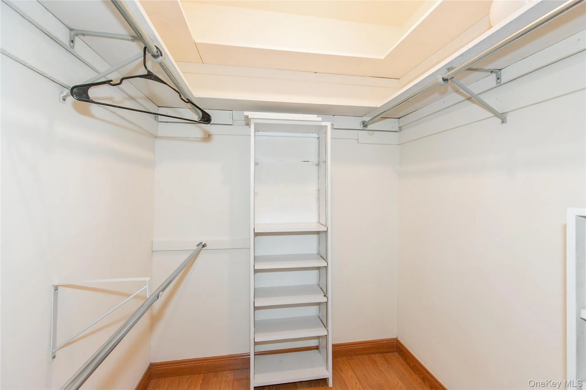 1 Ipswich Avenue, North Hempstead, NY, 2 Bedrooms Bedrooms, 4 Rooms Rooms,1 BathroomBathrooms,Residential Lease,For Rent,Ipswich,0,1043493 1 Ipswich Avenue, North Hempstead, NY, 2 Bedrooms Bedrooms, 4 Rooms Rooms,1 BathroomBathrooms,Residential Lease,For Rent,Ipswich,0,1043493