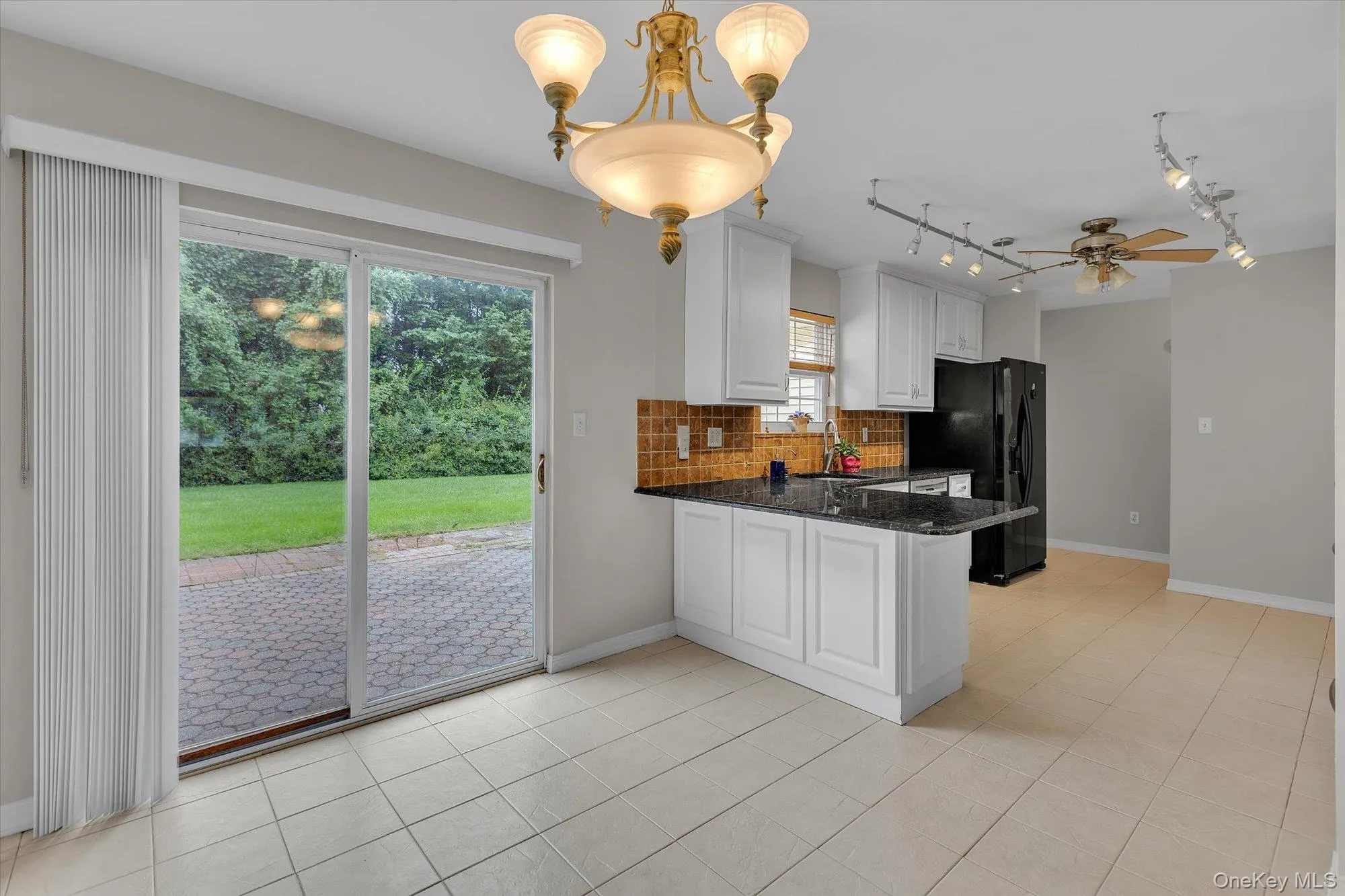 403 Winged Foot Way, Riverhead, NY, 2 Bedrooms Bedrooms, 6 Rooms Rooms,2 BathroomsBathrooms,Residential,For Rent,Winged Foot,0,1043495 403 Winged Foot Way, Riverhead, NY, 2 Bedrooms Bedrooms, 6 Rooms Rooms,2 BathroomsBathrooms,Residential,For Rent,Winged Foot,0,1043495