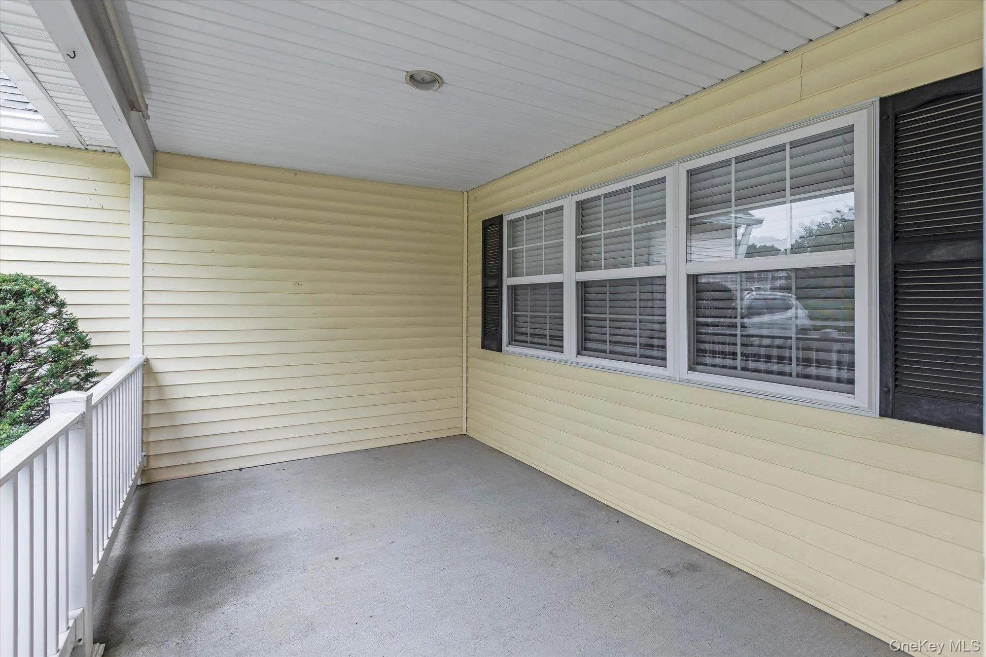 403 Winged Foot Way, Riverhead, NY, 2 Bedrooms Bedrooms, 6 Rooms Rooms,2 BathroomsBathrooms,Residential,For Rent,Winged Foot,0,1043495 403 Winged Foot Way, Riverhead, NY, 2 Bedrooms Bedrooms, 6 Rooms Rooms,2 BathroomsBathrooms,Residential,For Rent,Winged Foot,0,1043495
