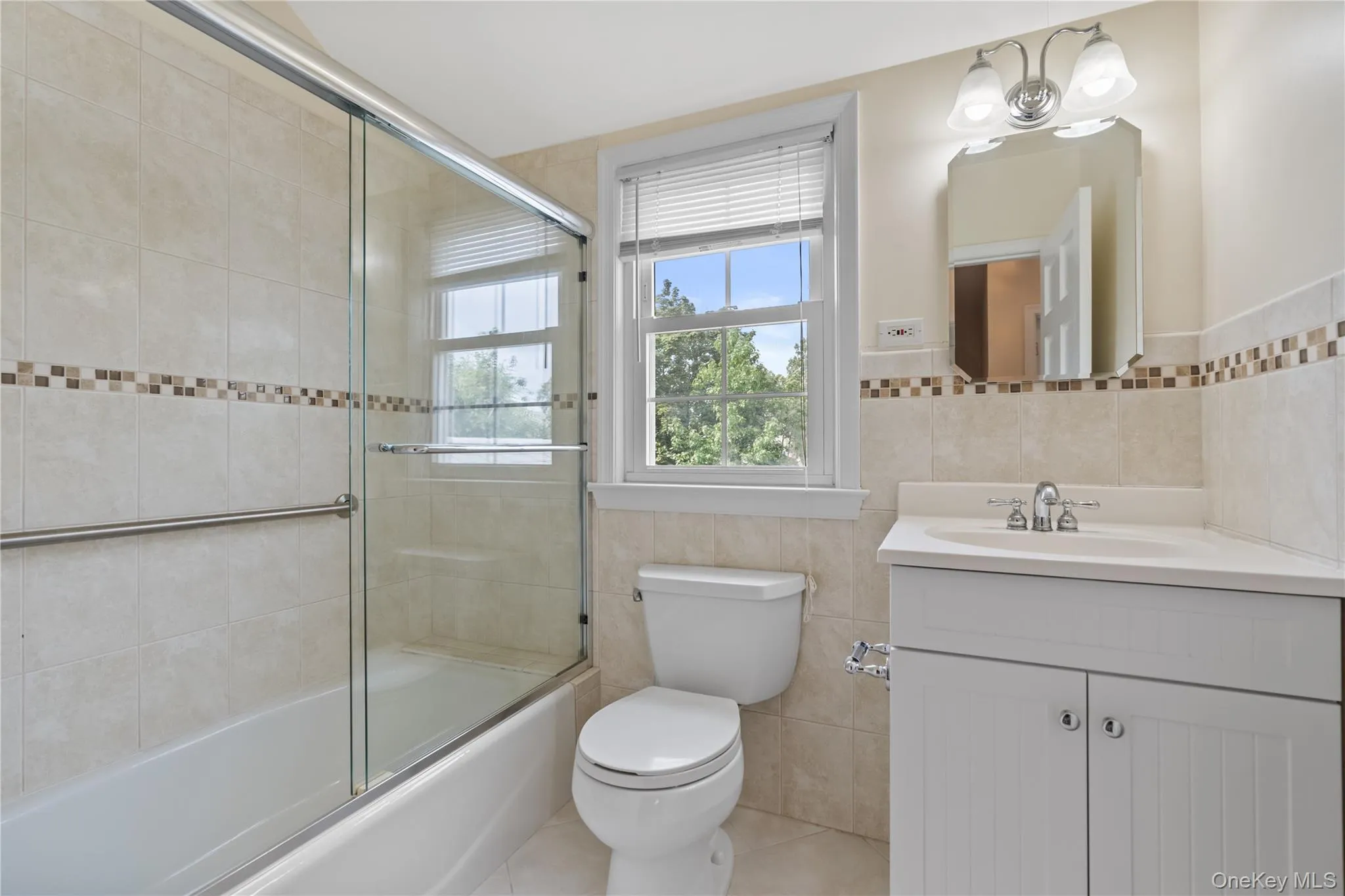 136 Wilmot Circle, New Rochelle, NY, 3 Bedrooms Bedrooms, 7 Rooms Rooms,2 BathroomsBathrooms,Residential,For Rent,Wilmot,0,1043497 136 Wilmot Circle, New Rochelle, NY, 3 Bedrooms Bedrooms, 7 Rooms Rooms,2 BathroomsBathrooms,Residential,For Rent,Wilmot,0,1043497