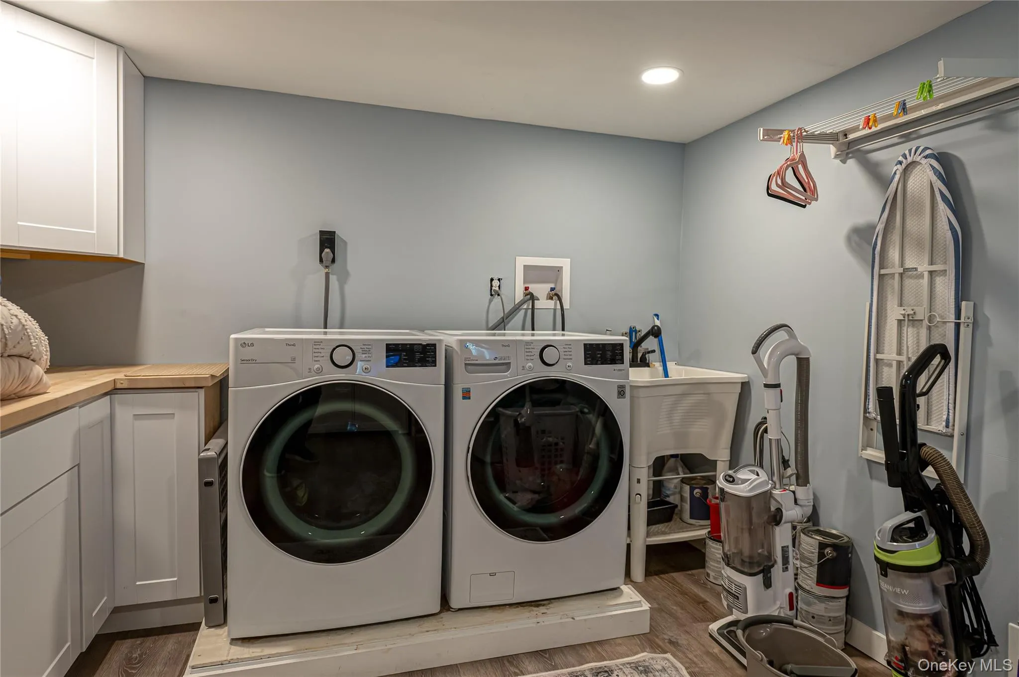 69 Bar Beach Road, North Hempstead, NY, 3 Bedrooms Bedrooms, 6 Rooms Rooms,1 BathroomBathrooms,Residential,For Rent,Bar Beach,0,1043499 69 Bar Beach Road, North Hempstead, NY, 3 Bedrooms Bedrooms, 6 Rooms Rooms,1 BathroomBathrooms,Residential,For Rent,Bar Beach,0,1043499
