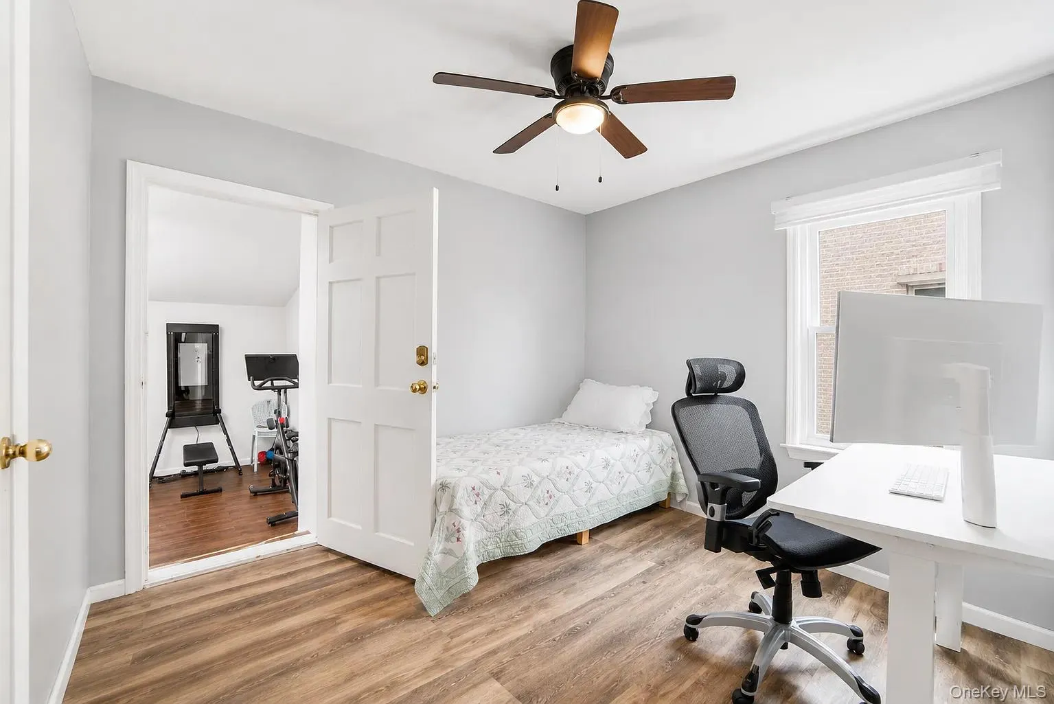1042 7th Street, North Hempstead, NY, 4 Bedroom Bedrooms, 12 Room Rooms,3 BathroomBathrooms,Residential Lease,For Rent,7th,0,1043504 1042 7th Street, North Hempstead, NY, 4 Bedroom Bedrooms, 12 Room Rooms,3 BathroomBathrooms,Residential Lease,For Rent,7th,0,1043504